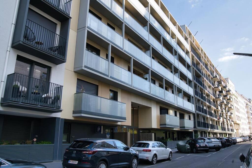 Modern Apartment Near Stadtpark 维也纳 外观 照片